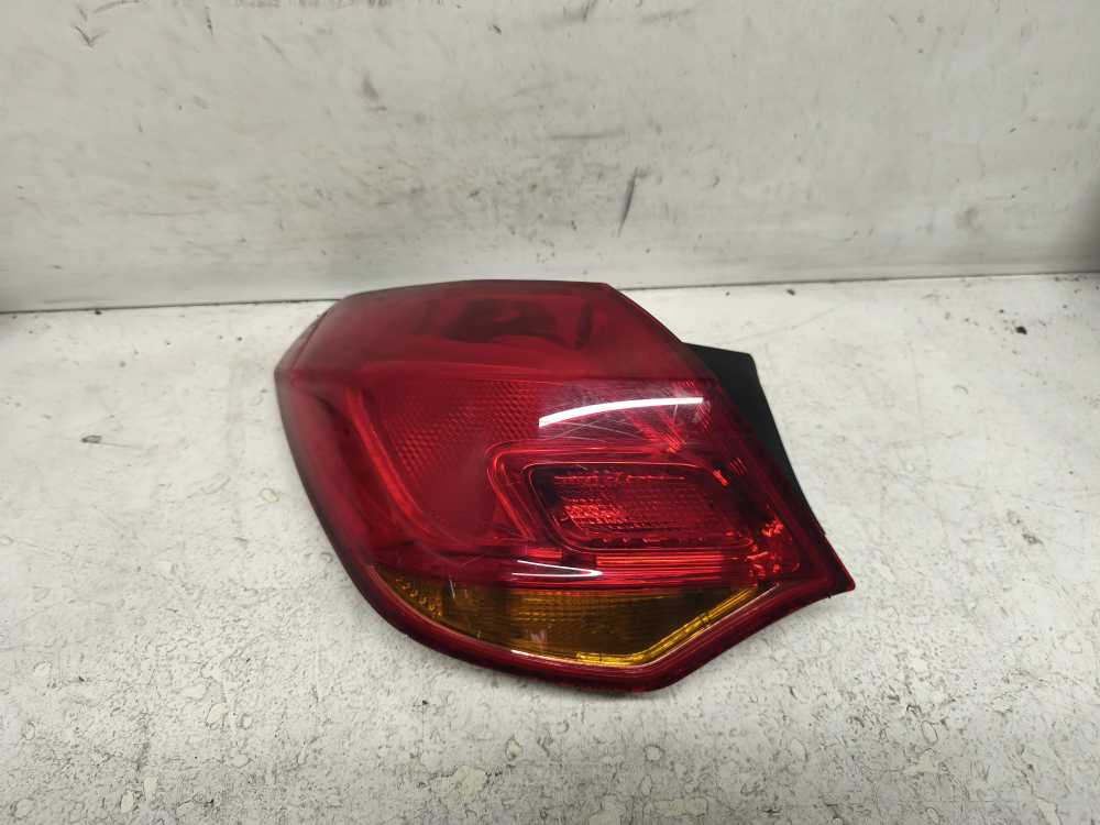 FEU ARRIERE GAUCHE OPEL - Vue 1